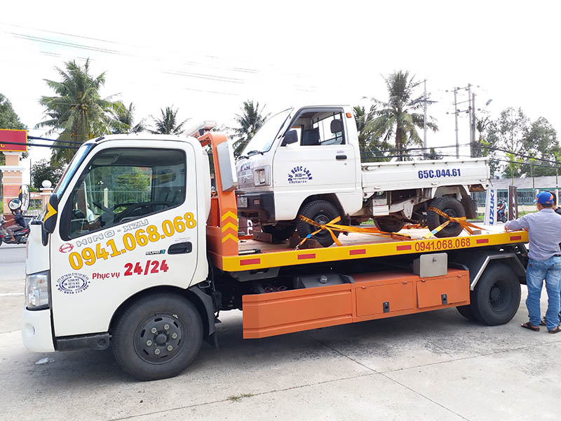 cuu ho giao thong o to tay do 2